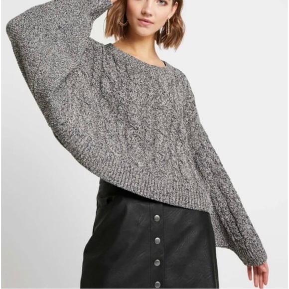 TOPSHOP Women Crop Batwing Sleeve Cable Sweater - Picture 8 of 9